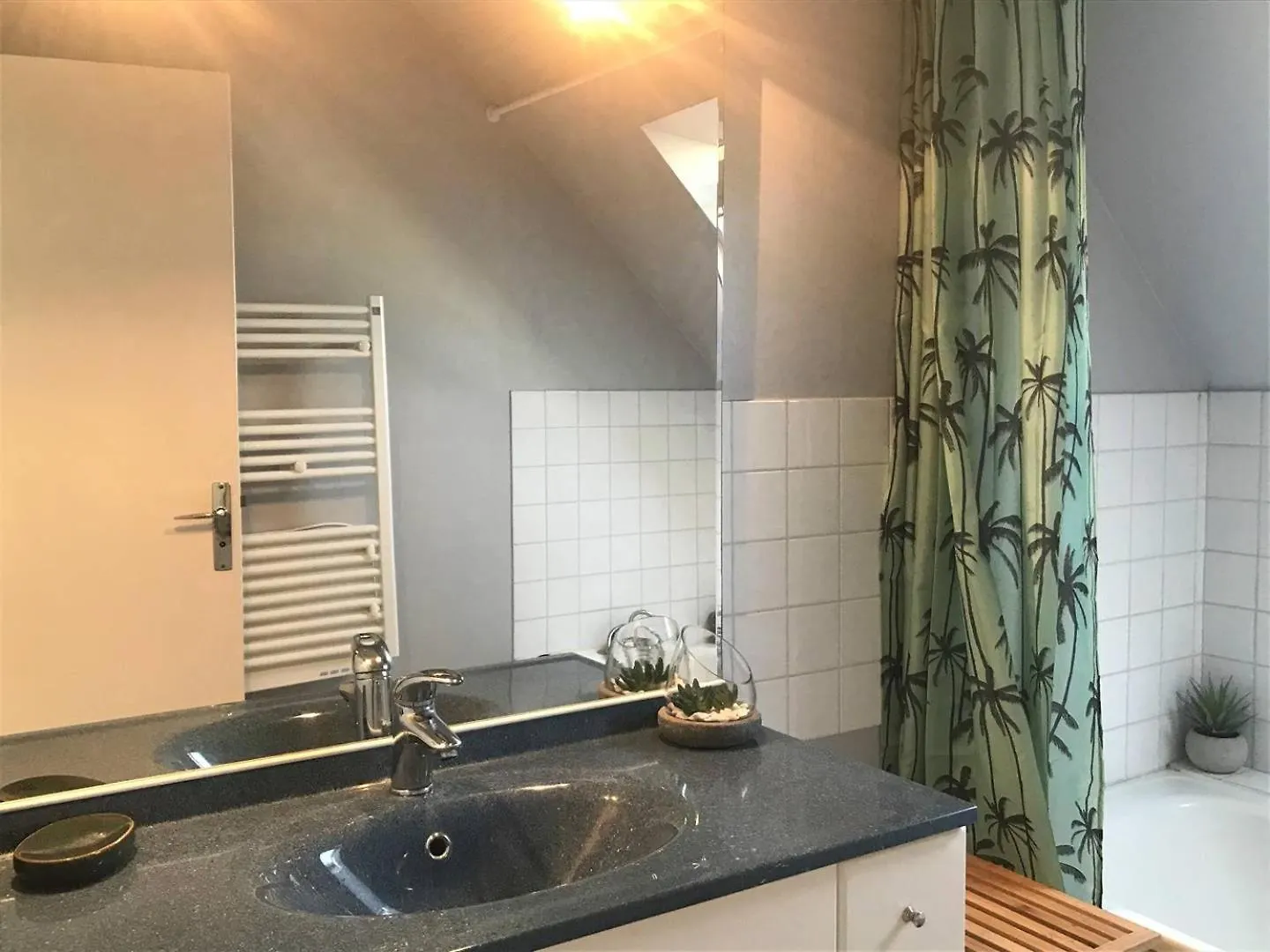 Maison Avec Jardin, Wifi A 600M De La Mer A Tregastel - Ref 58
